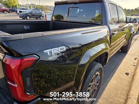 Used 2025 Toyota Tacoma TRD Sport w/ TRD Sport Premium Package AWD/4WD image 7