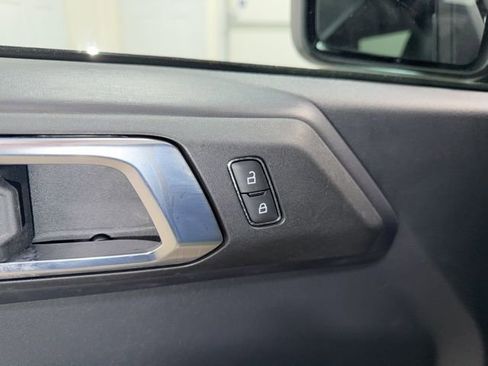 Used 2025 Ford Bronco Badlands AWD/4WD image 11