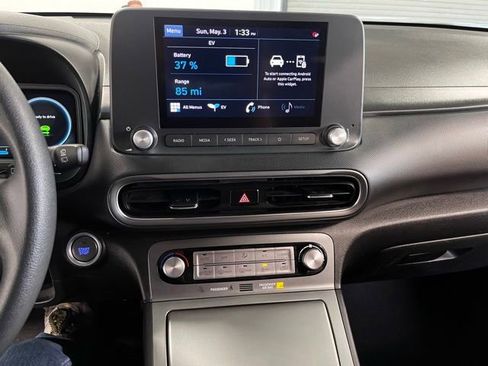 Used 2023 Hyundai Kona SE FWD image 29