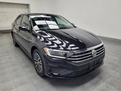 Used 2019 Volkswagen Jetta SEL FWD image 14