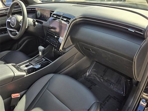 Certified 2024 Hyundai Santa Cruz Night image 17
