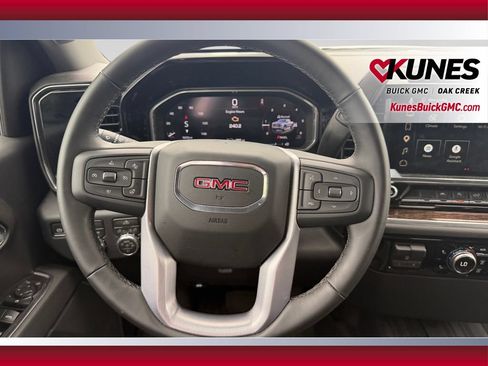 Used 2026 GMC Sierra 1500 Elevation w/ Elevation Select Package AWD/4WD image 15