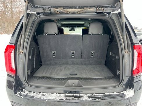 Used 2021 GMC Yukon SLT w/ SLT Luxury Plus Package image 27