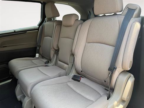 Used 2020 Honda Odyssey EX image 15