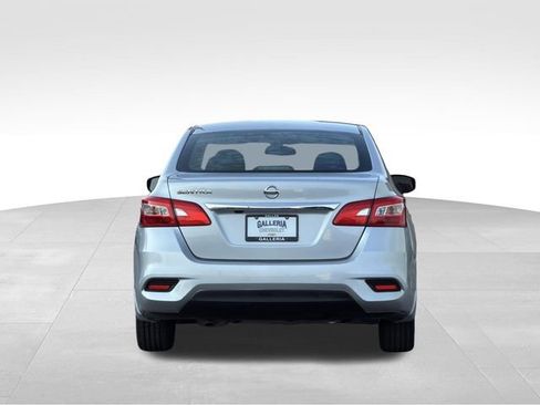 Used 2019 Nissan Sentra S FWD image 6