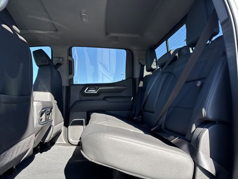 New 2026 GMC Sierra 1500 SLT w/ SLT Premium Plus Package image 30