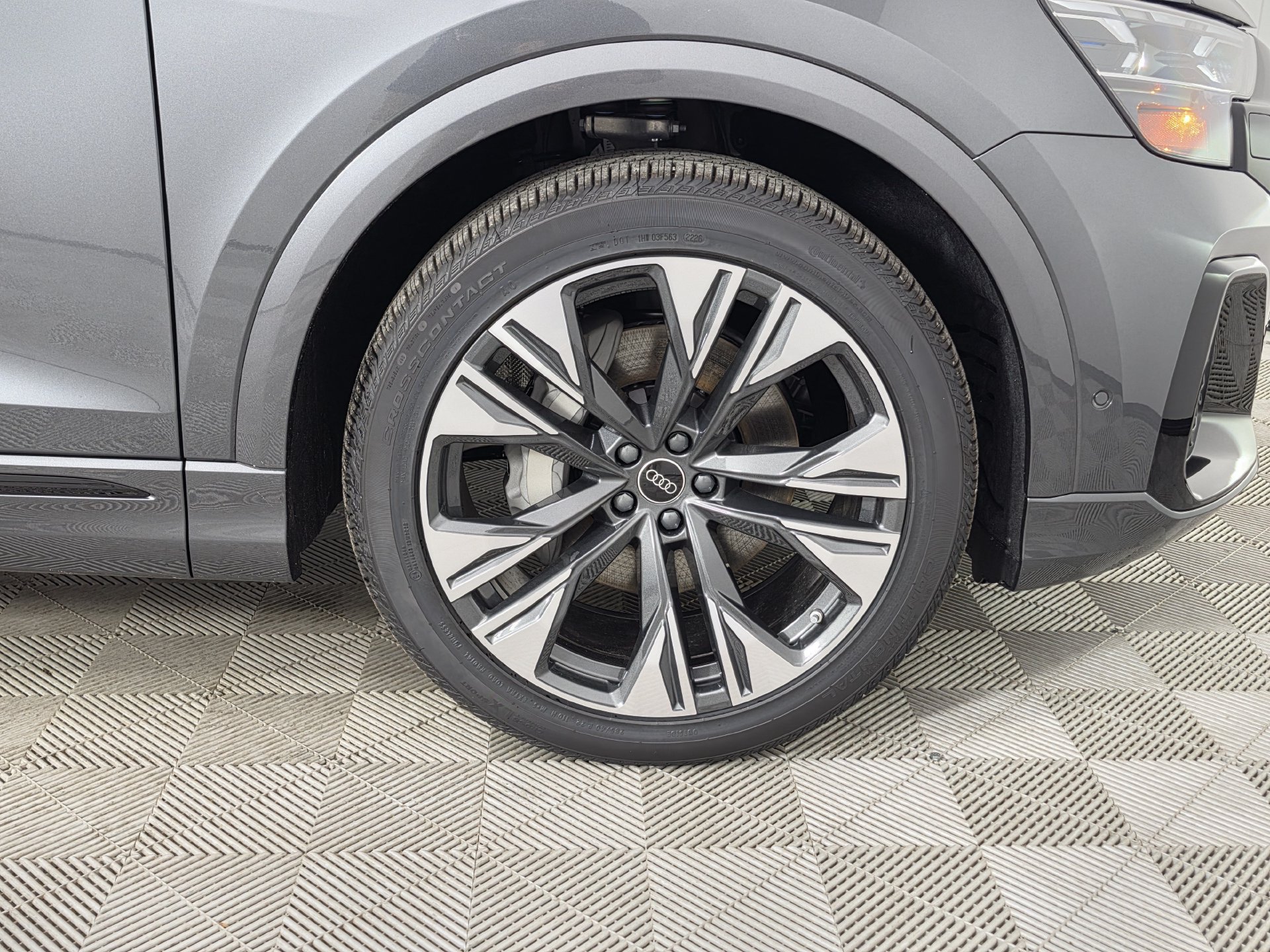 New 2027 Audi Q8 Prestige AWD/4WD image 44