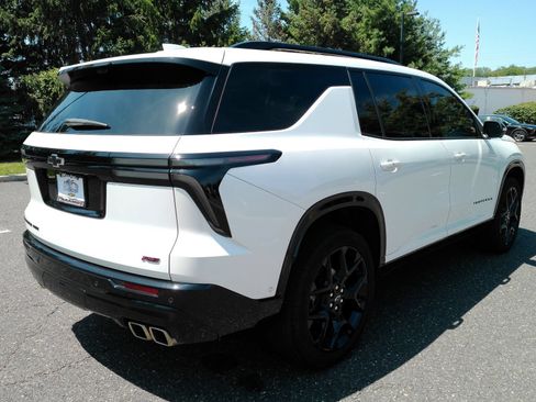 Certified 2024 Chevrolet Traverse RS w/ LPO, Floor Liner Package AWD/4WD image 6