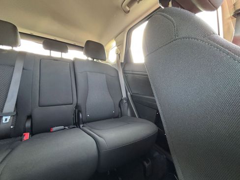 Used 2025 Kia Sportage LX FWD image 38