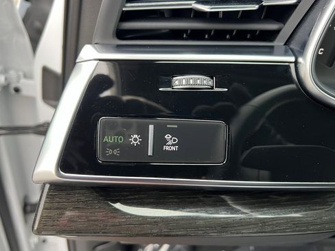 Certified 2025 Audi Q7 3.0T Prestige w/ Prestige Package image 36