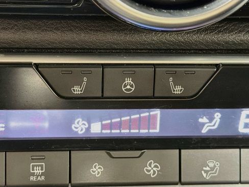 Used 2024 Nissan Sentra SV w/ All-Weather Package FWD image 19