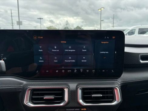 Used 2024 Ford Mustang GT Premium image 18