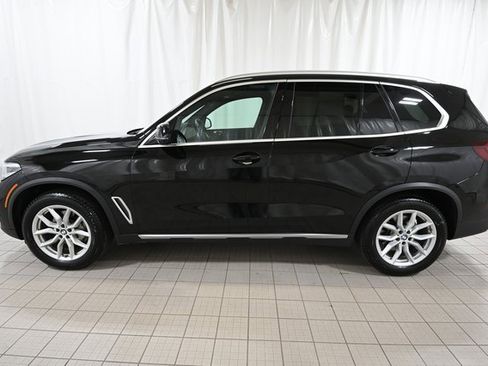 Used 2022 BMW X5 xDrive40i w/ Parking Assistance Package image 10