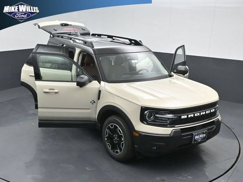 Used 2025 Ford Bronco Sport Outer Banks w/ Outer Banks Tech Package+ AWD/4WD image 25
