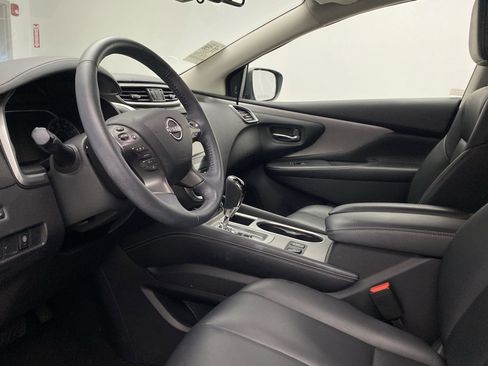 Used 2023 Nissan Murano SV w/ SV Midnight Edition Package image 8