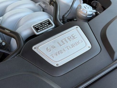 Used 2019 Bentley Mulsanne image 28