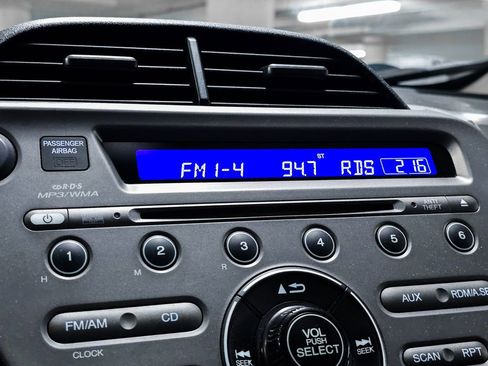 Used 2013 Honda Fit Base image 26