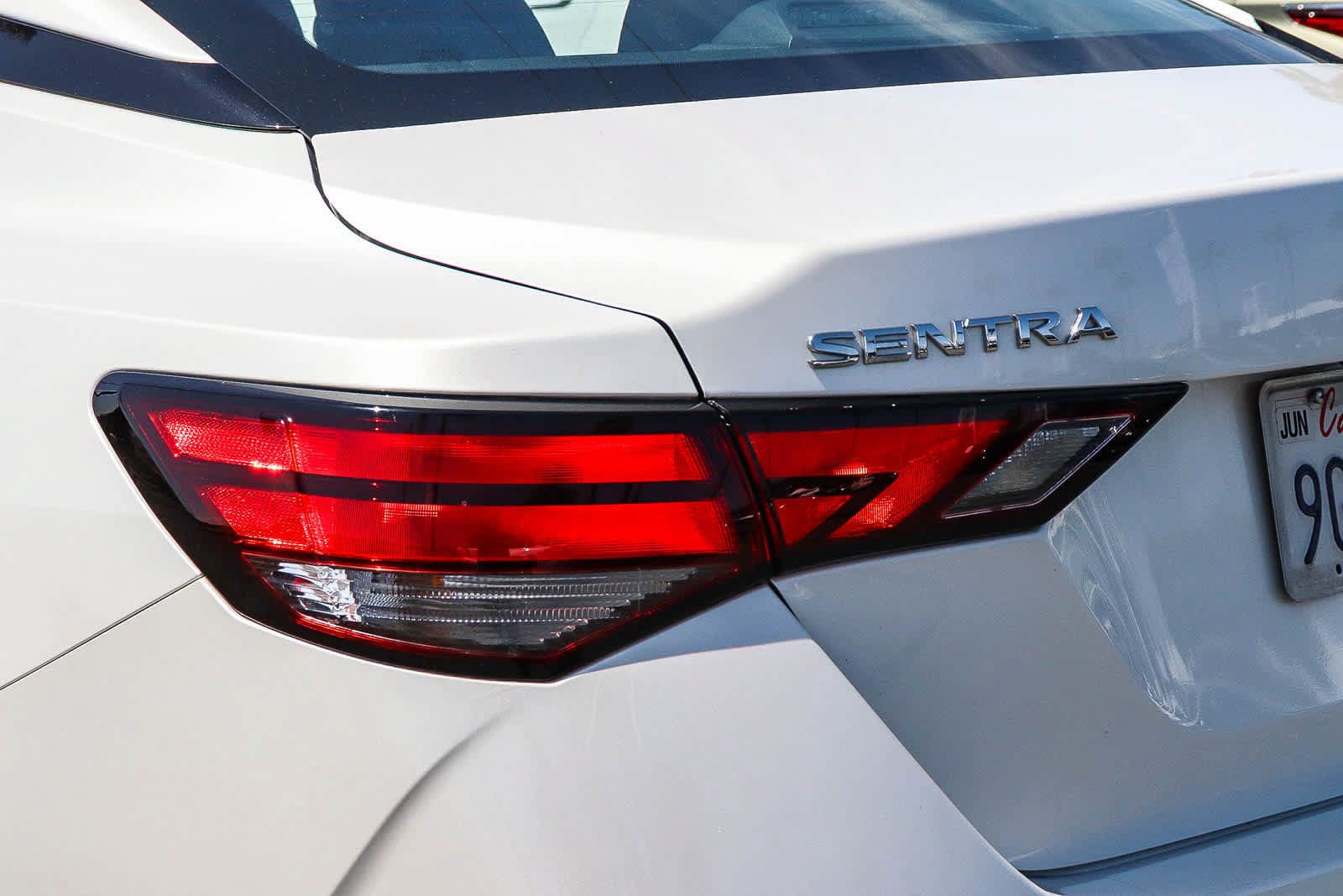 Used 2023 Nissan Sentra SV FWD image 11