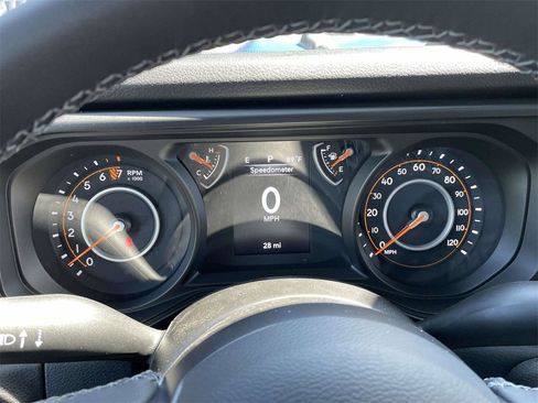 New 2025 Jeep Gladiator Sport image 15