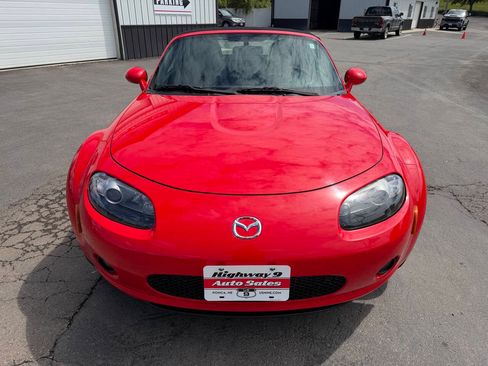 Used 2007 MAZDA MX-5 Miata Grand Touring RWD image 23