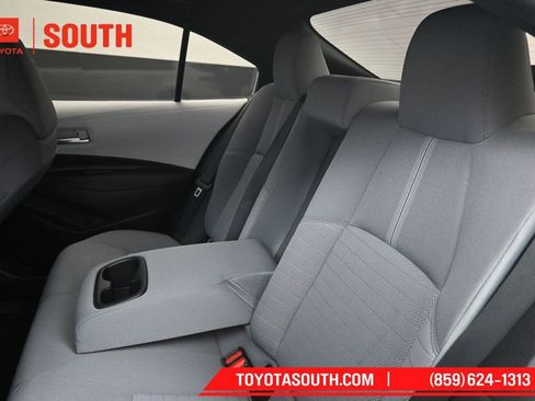 Used 2023 Toyota Corolla SE FWD image 23