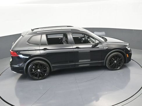 Used 2021 Volkswagen Tiguan SE R-Line image 53