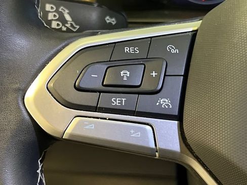 Certified 2024 Volkswagen Atlas SE AWD/4WD image 22