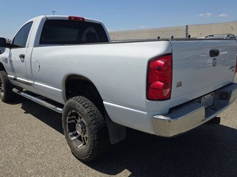 Used 2007 Dodge Ram 2500 Truck SLT w/ Trailer Tow Group AWD/4WD image 3