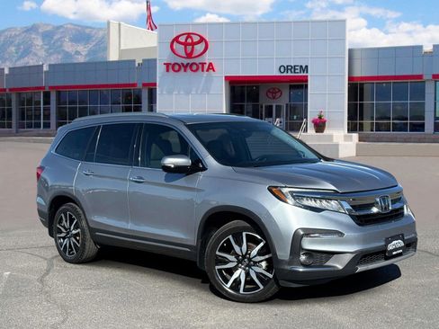 Used 2021 Honda Pilot Touring image 1