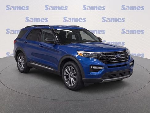 Used 2020 Ford Explorer XLT w/ Equipment Group 202A RWD image 1
