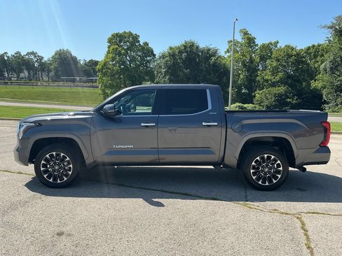 Used 2025 Toyota Tundra Limited AWD/4WD image 2