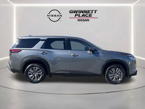 Certified 2022 Nissan Pathfinder S image 25