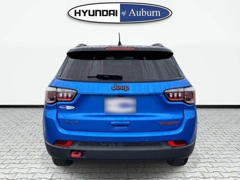 Used 2024 Jeep Compass Trailhawk AWD/4WD image 6