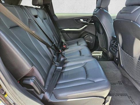 Used 2018 Audi Q7 3.0T Premium Plus AWD/4WD image 25