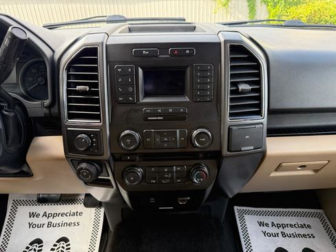 Used 2018 Ford F150 XLT w/ Equipment Group 301A Mid AWD/4WD image 19