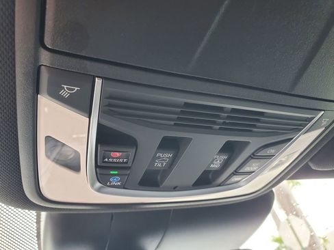 Used 2026 Acura RDX SH-AWD image 34