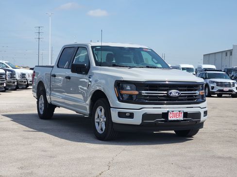 New 2026 Ford F150 XLT w/ Equipment Group 301A Standard RWD image 2
