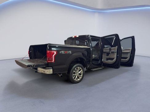 Used 2016 Ford F150 XLT w/ Equipment Group 302A Luxury AWD/4WD image 12