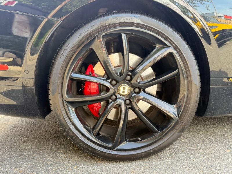 Used 2020 Bentley Continental GT AWD/4WD image 31