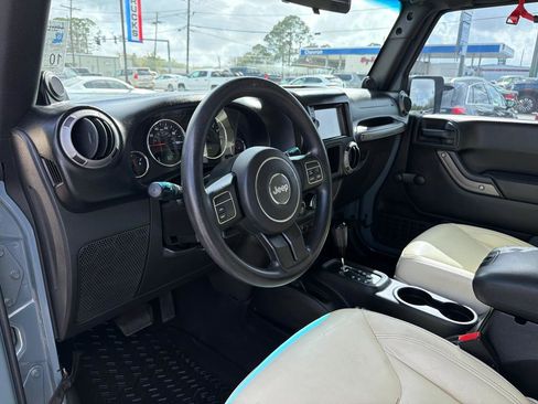 Used 2014 Jeep Wrangler Unlimited Sport image 15