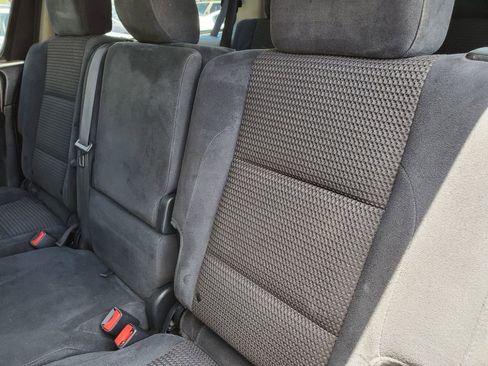 Used 2014 Nissan Armada SV AWD/4WD image 28