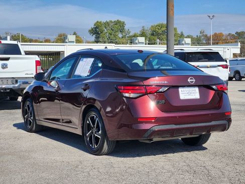Used 2025 Nissan Sentra SV image 7