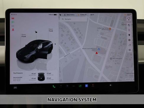 Used 2023 Tesla Model Y 2WD image 4
