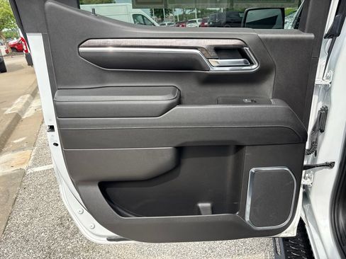 Used 2024 Chevrolet Silverado 1500 LTZ w/ Technology Package AWD/4WD image 15