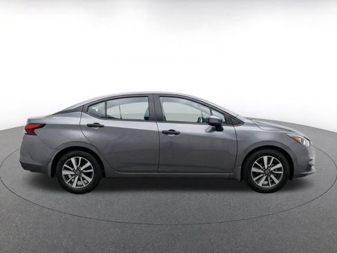 Used 2025 Nissan Versa SV FWD image 10