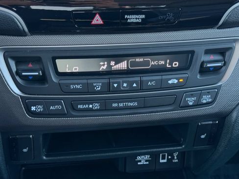 Used 2023 Honda Ridgeline RTL image 16