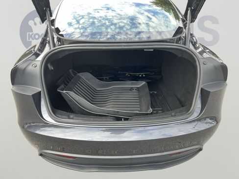 Used 2025 Tesla Model 3 Long Range RWD image 26
