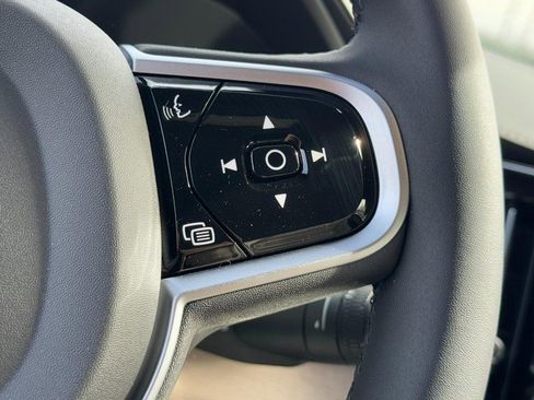 New 2026 Volvo XC90 T8 Plus w/ Protection Package Premier image 12