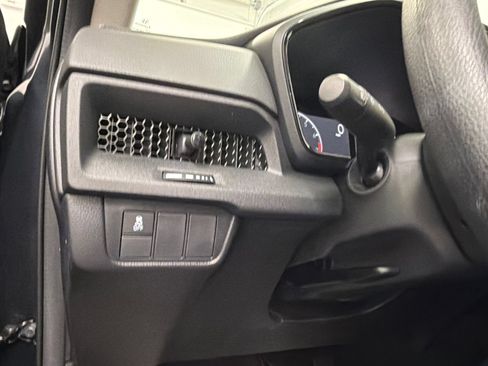 Used 2025 Honda CR-V EX image 31