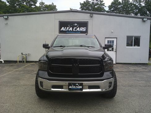 Used 2018 RAM 1500 Big Horn AWD/4WD image 2